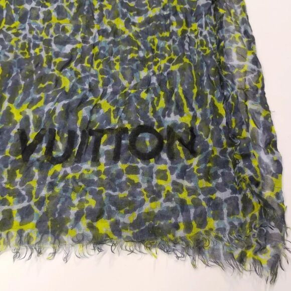 LIMITED EDITION Louis Vuitton Stephen Sprouse Multicolor Graffiti Shawl Wrap - Picture 6 of 11
